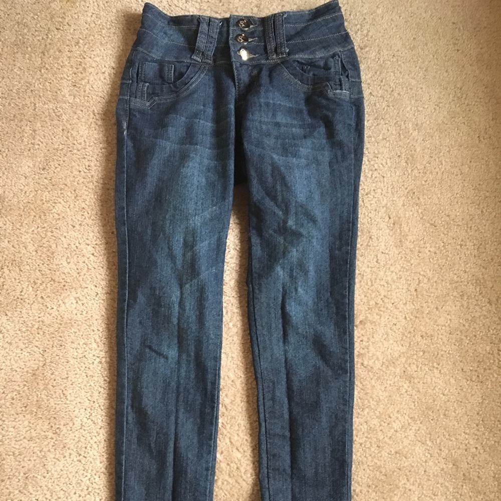 High waisted jeans